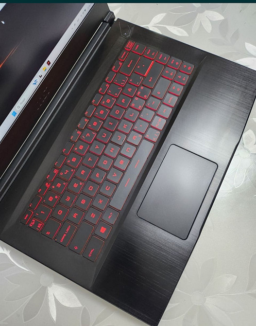 Ноутбук Ігровий: MSI GF63/ GTX 1050Ti 4Gb./i5-8300H/ RAM16GB/SSD. Київ - фото 4