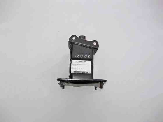 Mercedes-Benz  A1646401231 Правий кронштейн заднього підсилювача бампера ML W164 GL X164 Одеса