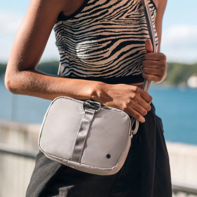 Сумка Pacsafe Citysafe CX square Crossbody Розовая (20436340) Винница - изображение 8