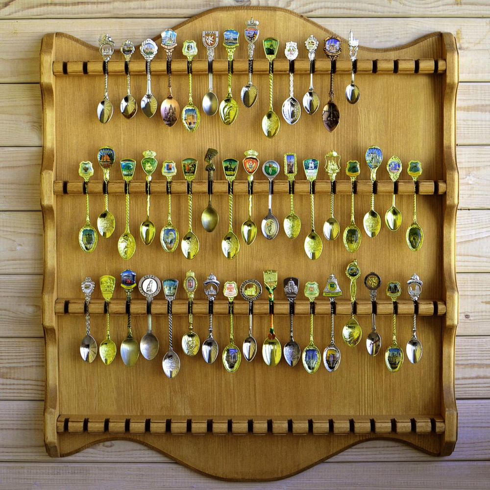 Полка для коллекции ложек 