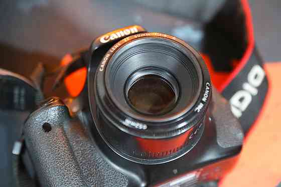 Професійний фотоапарат Canon EOS 600D + Canon EF 50 mm f 1.8 II Дзеркалка. Комплект. Б\У Харків