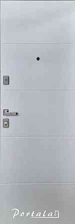 Двери квартирные, серия Концепт, модель Лайн 6, гнутый профиль, коробка 90 мм, полотно 70мм. Киев