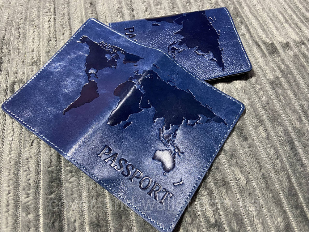 Синя шкіряна обкладинка на паспорт карта світу ST Leather Київ - фото 2