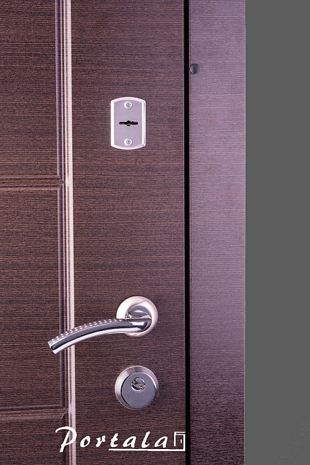 Двері квартирні, серія Елегант, модель Токіо, гнутий профіль, 2 контури ущільнення, 2 замку 850 Київ - фото 5