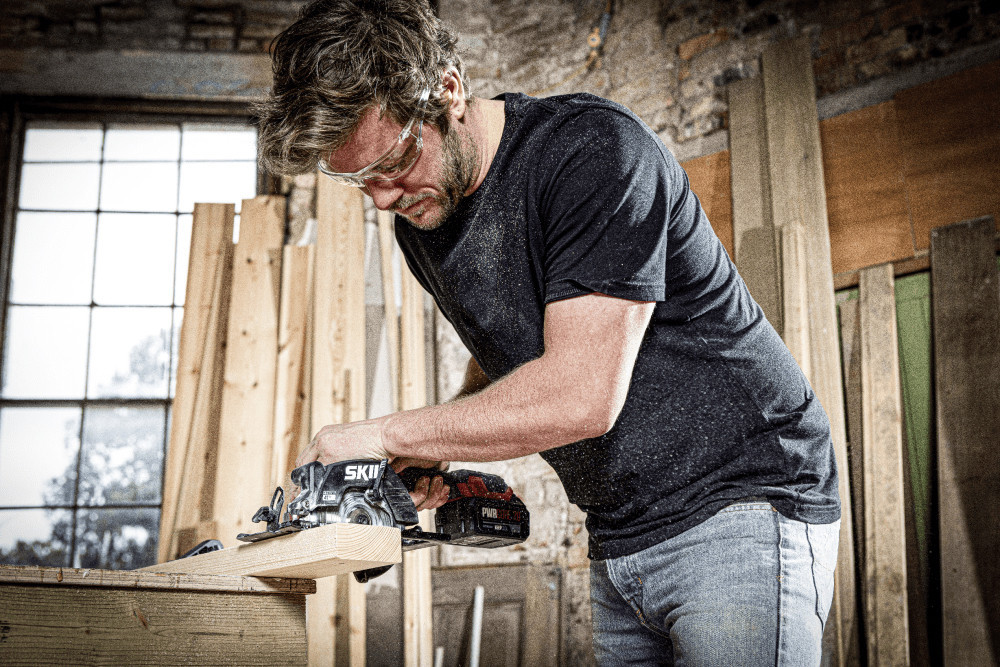 Пила циркулярная бесщеточная аккумуляторная, SKIL 3540 CA Compact + аккумулятор 4,0 Ah + зарядное устройство SW1E3540CA+BC1E3111AA Одесса - изображение 5