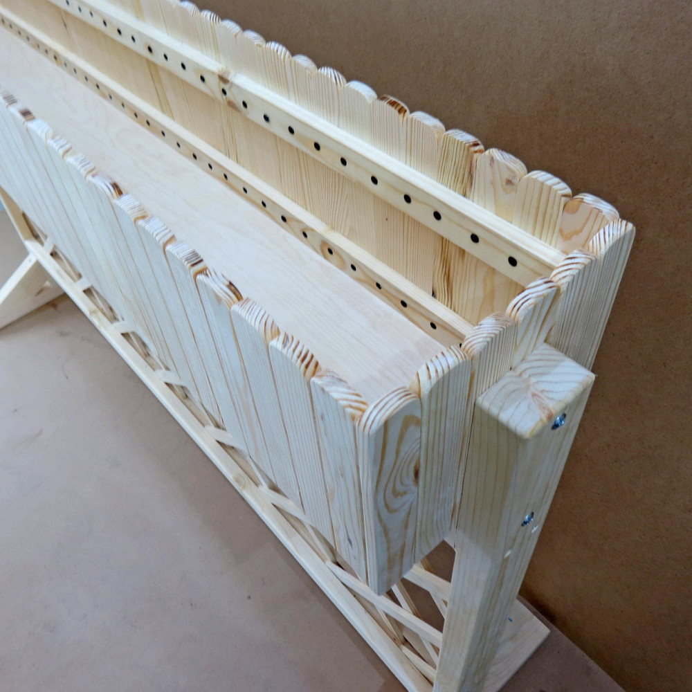 Кашпо на стойке 