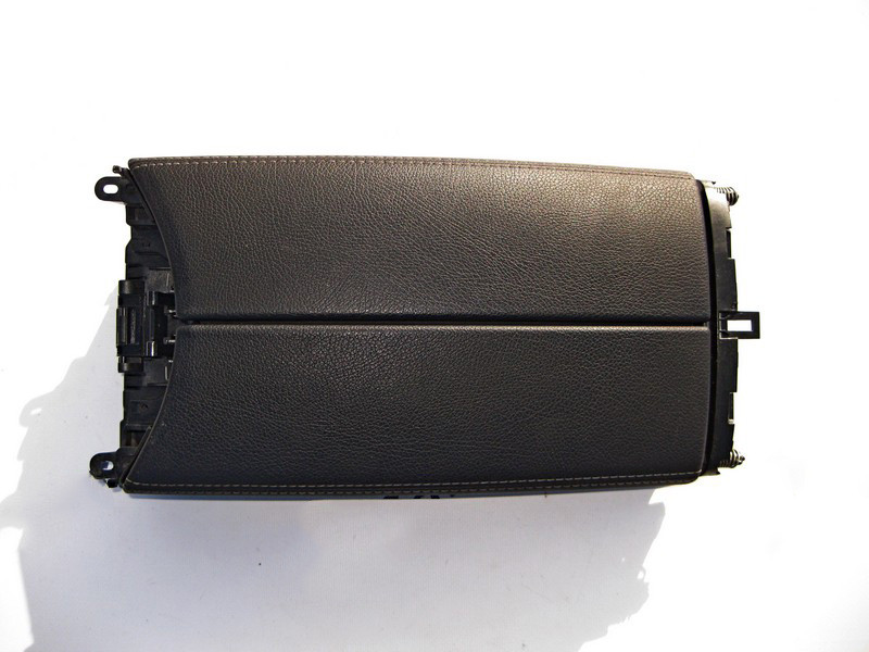 Mercedes-Benz  A2056808804 9H15 Кришка підлокітника чорна C-Class W205 GLC X253 Coupe C253 G-Class W463 EQC 293 Одеса - фото 1