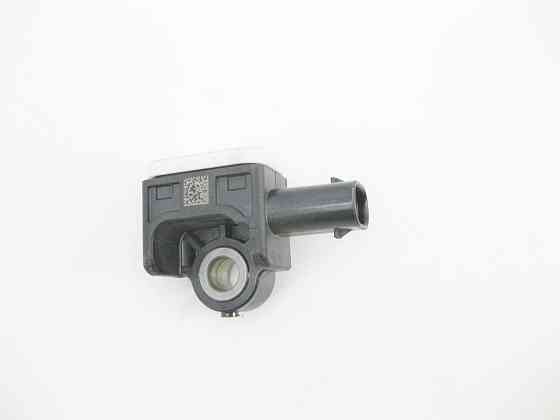 Mercedes-Benz  A1668210151 Фронтальний датчик удару G-class W463 ML/GLE W166 GL/GLS X166 GLE Coupe C292 CLA Shooting Brake X117 CLA C117 Одеса