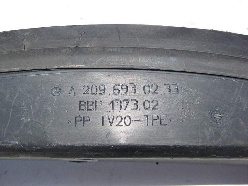 Mercedes-Benz  A2096930233 Накладка отвору багажника права CLK C209 Одеса - фото 3