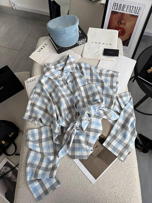 Жіноча стильна оверсайз сорочка у клітинку з ефектом надірваних рукавів тіар Одеса - фото 3