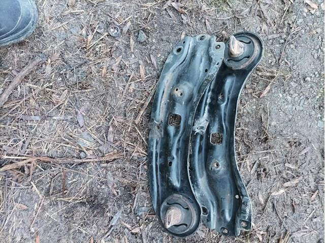 5090045AF Рычаг продольный зад лев Cherokee KL Коломыя - изображение 1