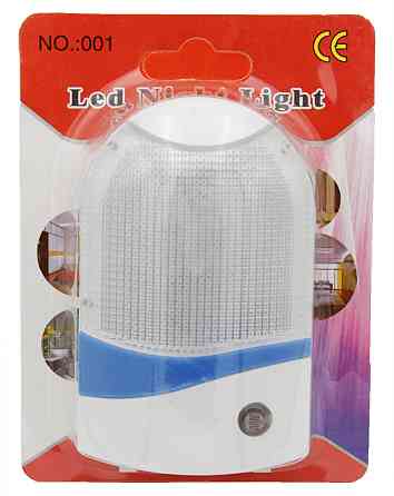 Нічник LED в розетку з датчиком освітлення Простий 220V 5 LED Дніпро