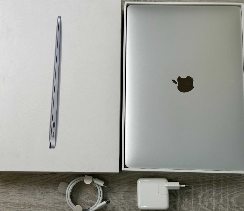 Ноутбук Apple MacBook Air 13 