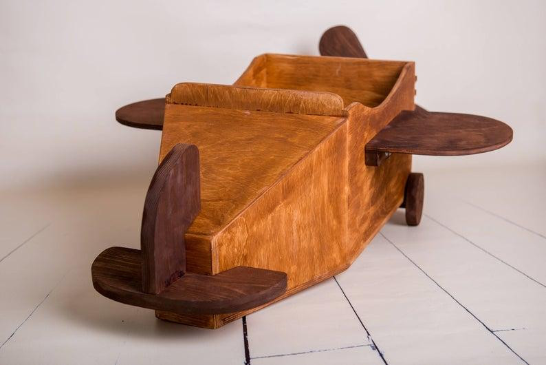 Дитяча іграшка "Літак Карнаж" коричневий Миколаїв - фото 7