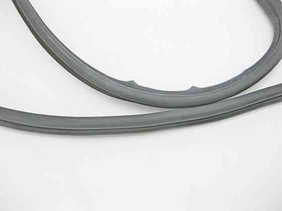 Mercedes-Benz  A2037400678 Ущільнювальна гумка кришки багажника CLC CL203 Sportcoupe C203 Одесса