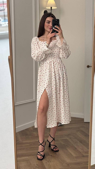 Жіноча сукня міді з відкритими плечима з мусліну Червоні серця XS/S Харків - фото 1