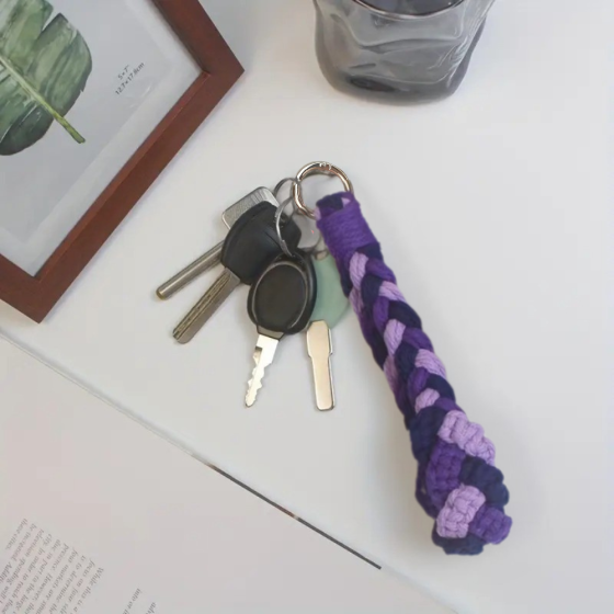 Набор макраме для рукоделия и плетения брелока для ключей и аксессуаров 17.3х3.5см трёхцветный фиолетовый Каменец-Подольский
