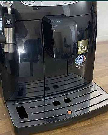 Кофемашина Saeco Intelia Milk Киев