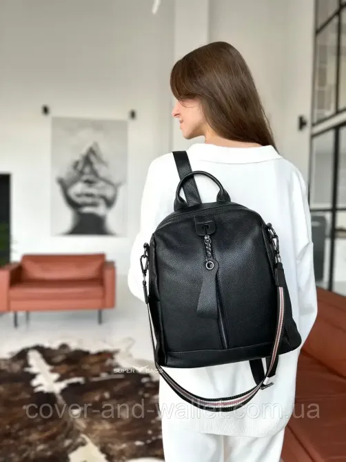 Стильный женский кожаный рюкзак черного цвета среднего размера Puos Киев - изображение 5