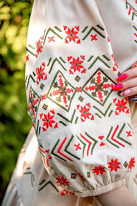 Сукня-вишиванка жіноча бежева святкова, вишита сукня плаття 46 Київ - фото 2