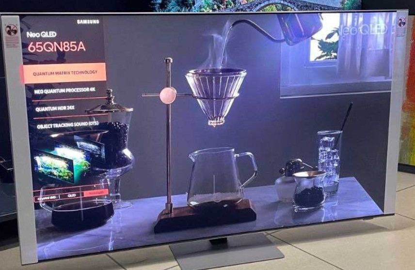 Телевизор Безрамный: 65