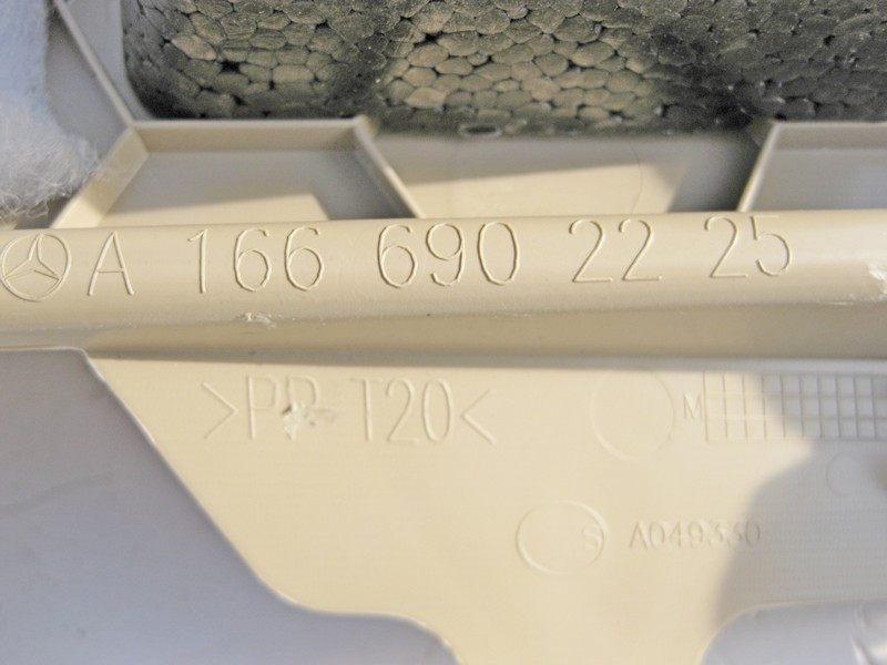 Mercedes-Benz  A1666902225 8N84 Обшивка правої стійки "D" бежева GL X166 Одесса - изображение 3