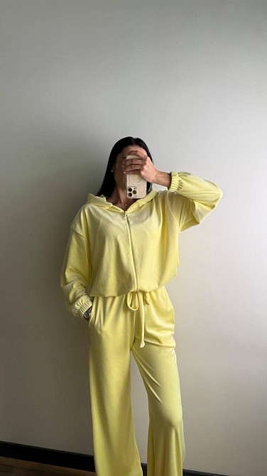 Жіночий стильний костюм-трійка: кофта топ і штани велюр плюш Лимонний, 42/44 Одеса - фото 3