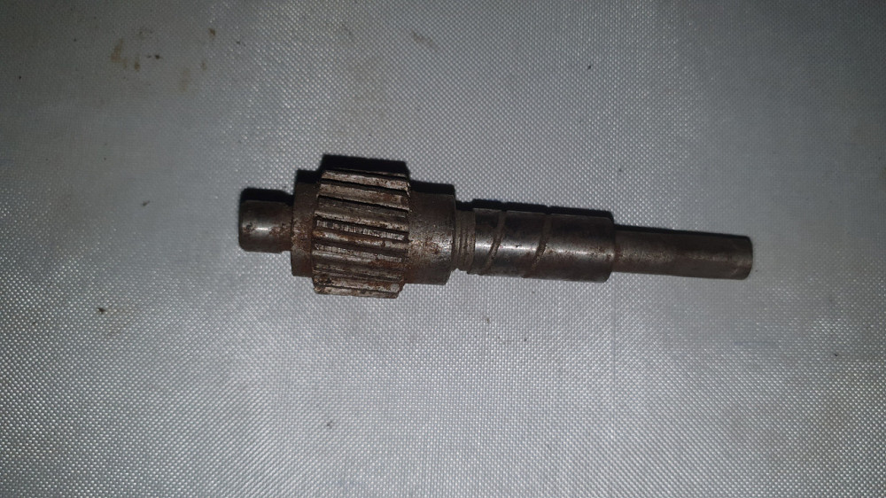 Шестірня спідометра відома ГАЗ-69 (18,19 зубців). 69-3802034. Харків - фото 1