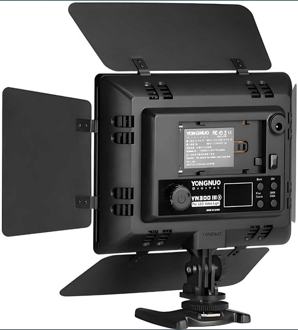 Видео Свет : Yongnuo -300 III.LED освітлювач Yongnuo YN-300 III (3200-5500K) Киев - изображение 5