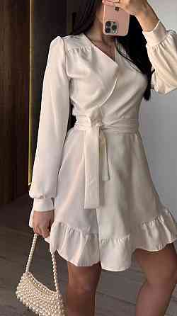 Женское романтическое платье на запах костюмка. Молочный Одесса