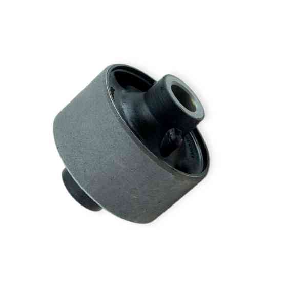 Сайлентблок важеля переднього автомобіль Toyota Camry V30, 40 задній ремонт Мукачево