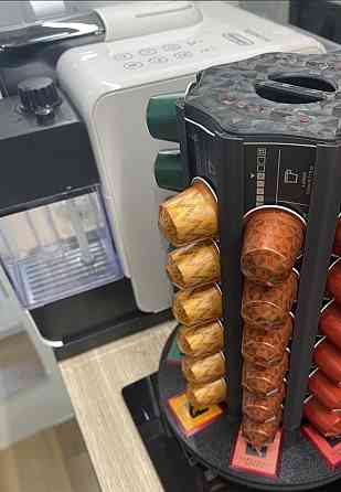 Кофемашина Delonghi Lattissima touch EN500W. Киев