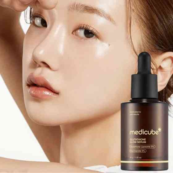 Осветляющая сыворотка с глутатионом гlutathione гlow Serum Medicube 30 г Киев
