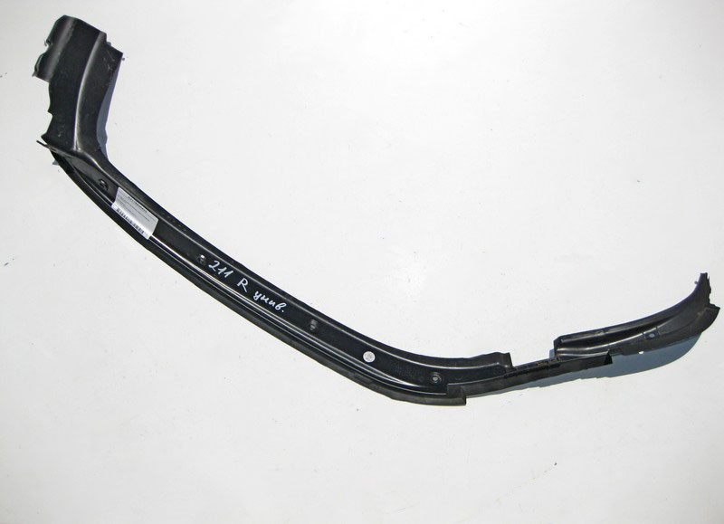 Mercedes-Benz  A2116930433 Накладка отвору багажника права E-Class S211 універсал Одеса - фото 2