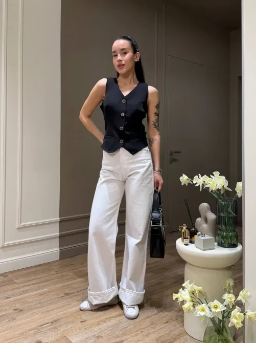 Жіноча жилетка — базовий елемент гардероба, який легко комбінується Одеса - фото 16