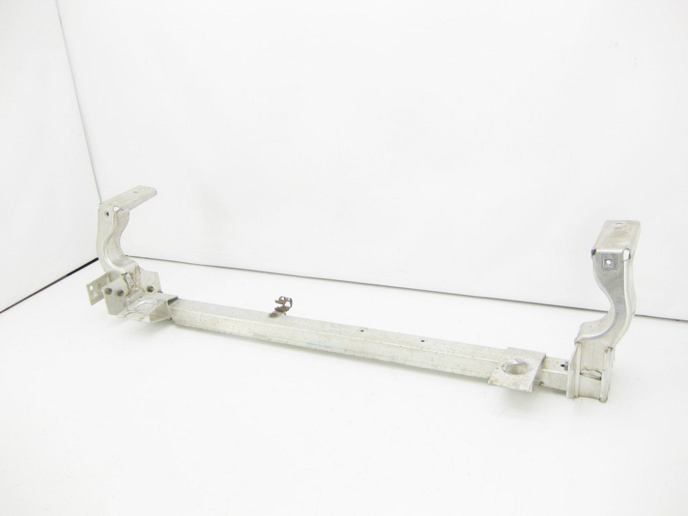 Mercedes-Benz  A2466200019 Опора радіаторів під настановною панеллю CLA Shooting Brake X117 CLA C117 GLA X156 A-class W176 B-class W242 B-class W246 Одеса - фото 8