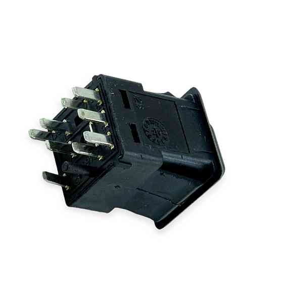 Кнопка габаритов 2108 низкая панель, Таврия, Москвич 2141 (9 контактов, квадрат) (клавиша) Мукачево