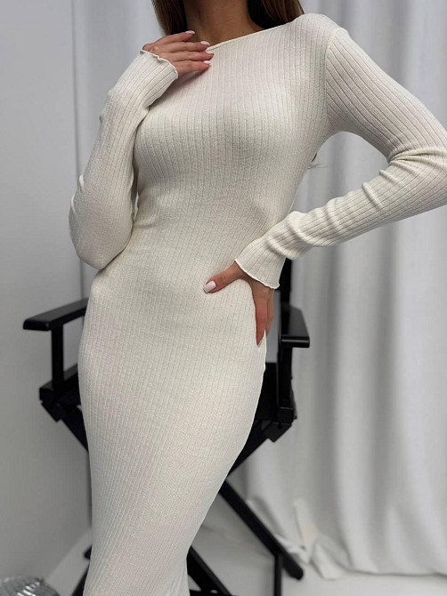 Женское трендовое платье из трикотажа рубчик Молочный Одесса - изображение 1