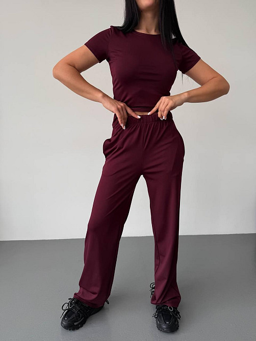Женский базовый костюм тройка: лонгслив, футболка и штаны микродайвинг Бордо Одесса - изображение 10