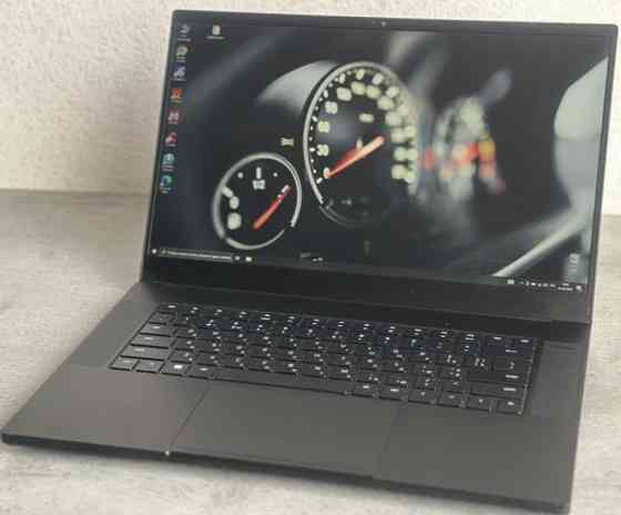 Ноутбук: Razer Blade 15 (15.6 144Hz. i7- 8750H, RTX 2070, 32 RAM, 1TB SSD Харьков