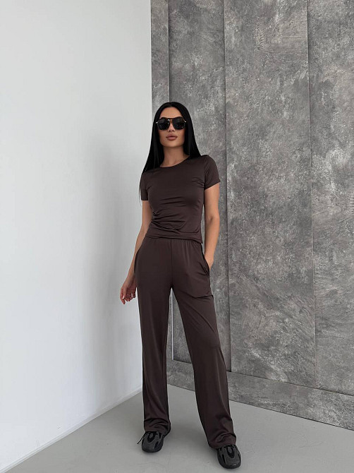 Женский базовый костюм тройка: лонгслив, футболка и штаны микродайвинг Одесса - изображение 5