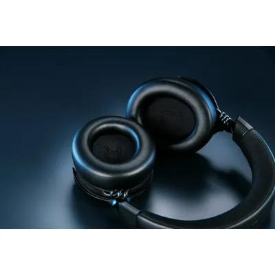 Наушники Razer Kraken V4 Pro Wireless Black (RZ04-05160100-R3M1) Винница