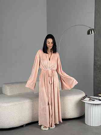 Женский стильный домашний велюровый макси халат плюш велюр Персик, 48/52 Одесса