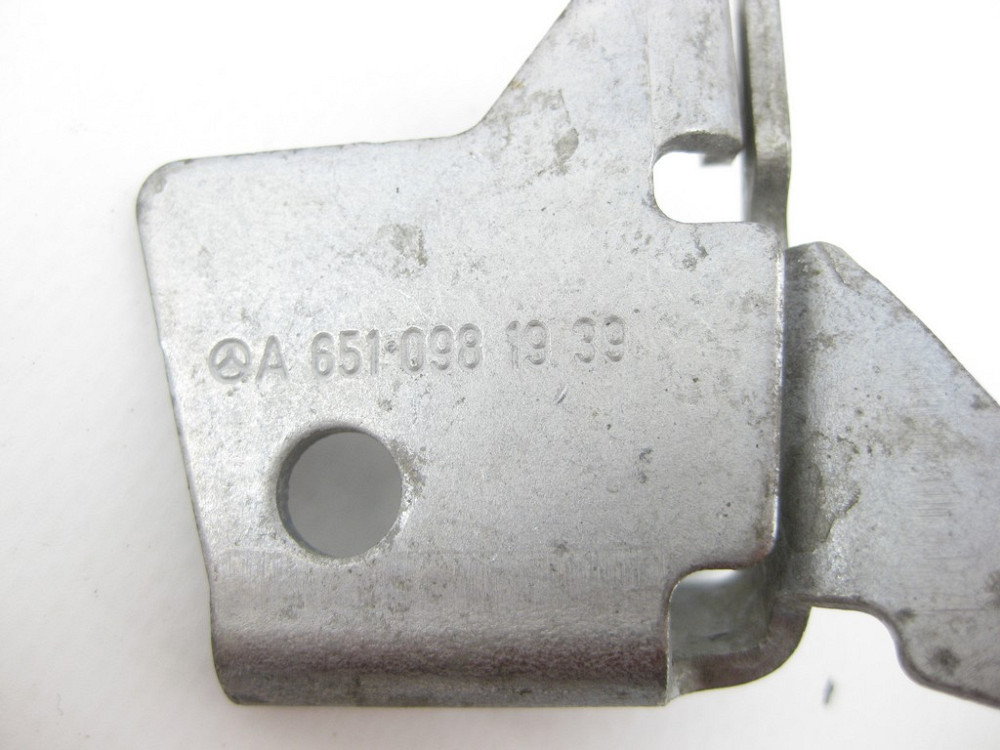 Mercedes-Benz  A6510981939 Кронштейн на колекторі наддуву повітря для двигуна OM651 R4 2.2 cdi C-Class W204 W205 E-Class W212 C207 Одеса - фото 6