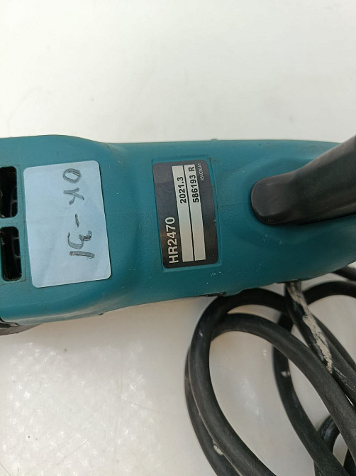 Перфоратор Makita HR2470 (780 Вт, SDS-Plus) ( товар вживаний) Луцьк - фото 2