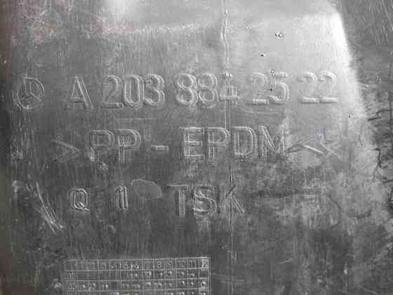 Mercedes-Benz  A2038842522 Підкрилок передній лівий задня частина C-Class W203 4matic Одеса