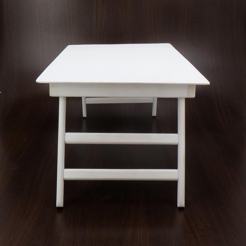 Столик для завтрака 