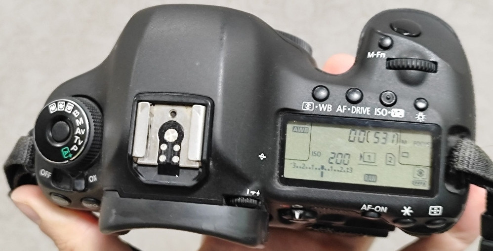 Canon 5D Mark III + оригинальный бустер BG-E11 Харьков - изображение 5