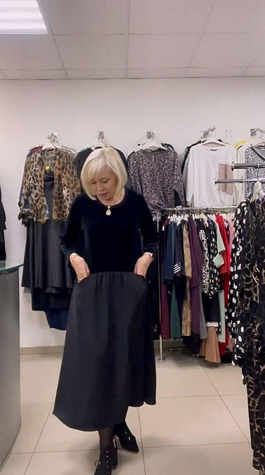 Жіноча стильна сукня батал вільного крою з кишенями дабл шовк + королівський велюр Одеса - фото 5