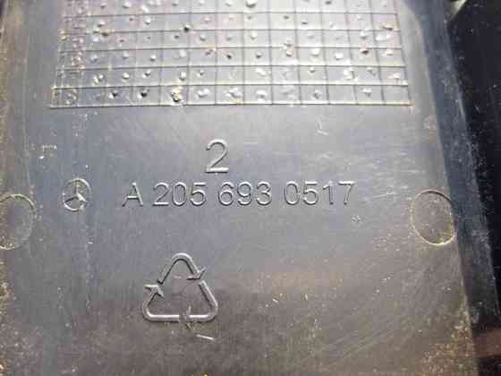 Mercedes-Benz  A2056930517 9051 Заглушка - накладка в задній полиці C-Class W205 Одесса